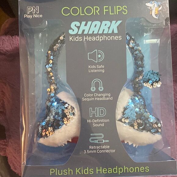 Shark Plus Sequin Headphones - Picture 1 of 4